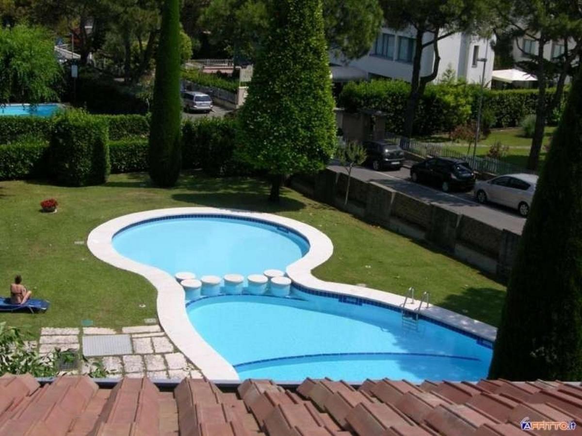 Appartamento Genziana - Con Vista Piscina E Garage Sirmione Exterior photo