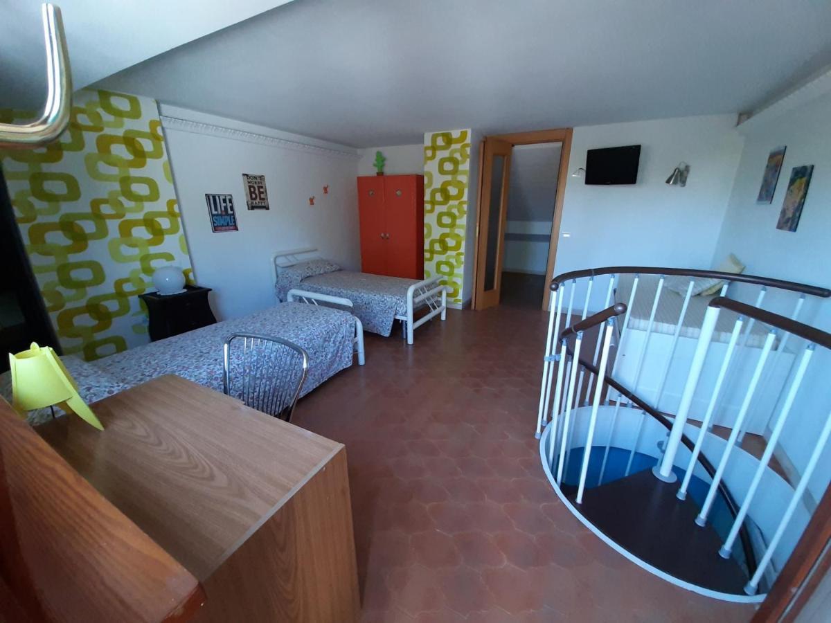 Appartamento Genziana - Con Vista Piscina E Garage Sirmione Exterior photo